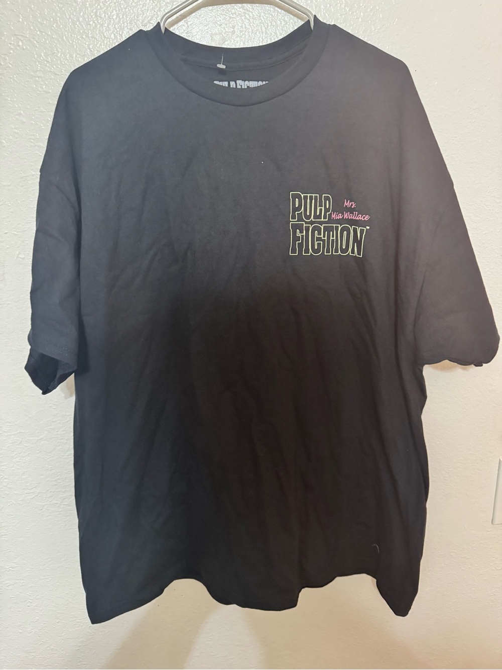 Pulp Fiction Mrs. Mia Wallace Men’s Black T-Shirt Size XXL
